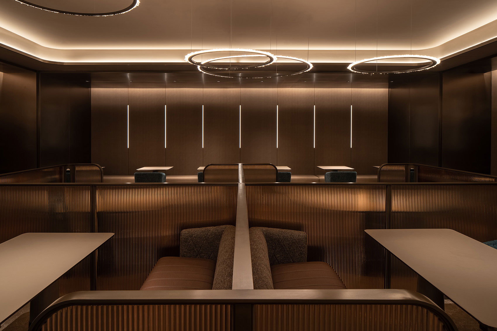 上?！ぁ敖圩铀А本频暝O計(陸家嘴金融中心店)