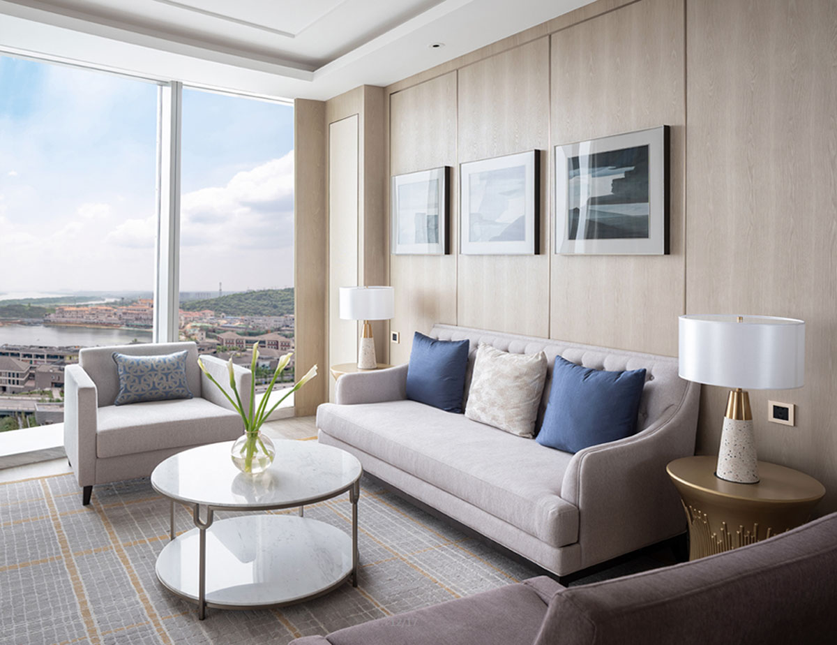 未來(lái)智能風(fēng)格的高端酒店設(shè)計(jì)，將科技與人性化設(shè)計(jì)巧妙融合